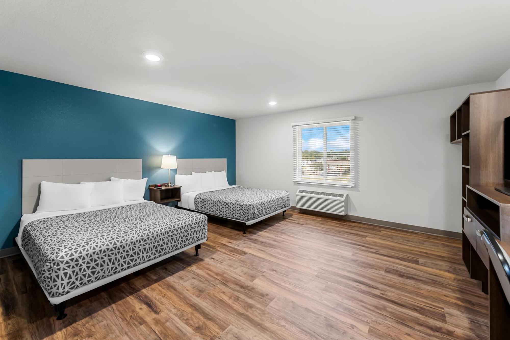 Woodspring Suites Kansas City Airport Eksteriør bilde