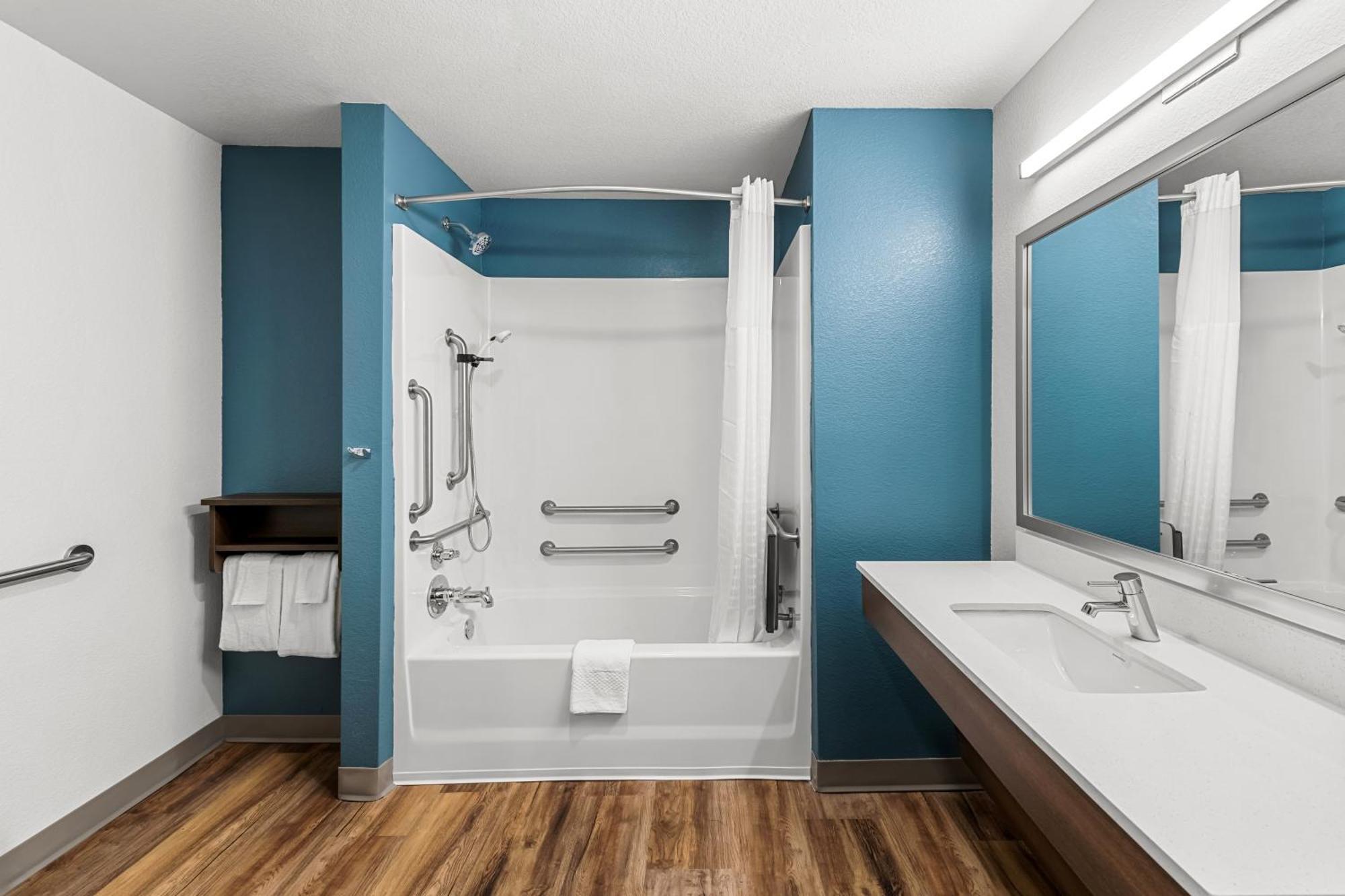 Woodspring Suites Kansas City Airport Eksteriør bilde