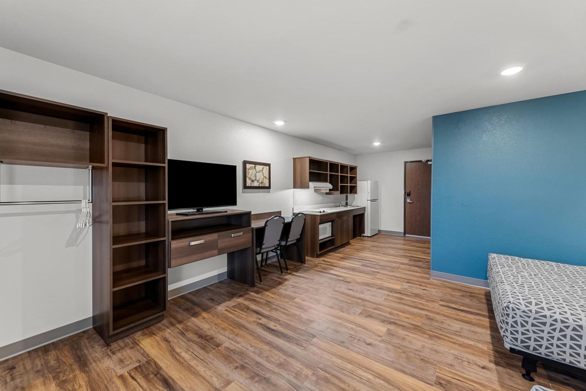 Woodspring Suites Kansas City Airport Eksteriør bilde