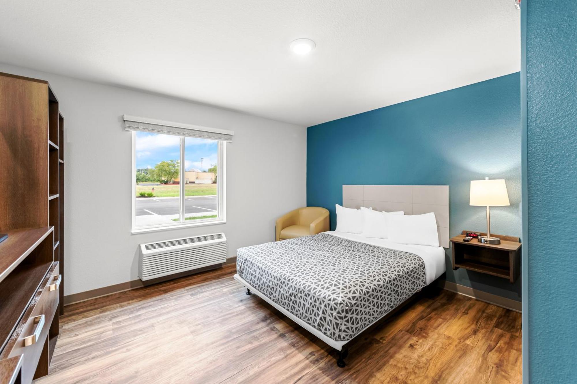 Woodspring Suites Kansas City Airport Eksteriør bilde