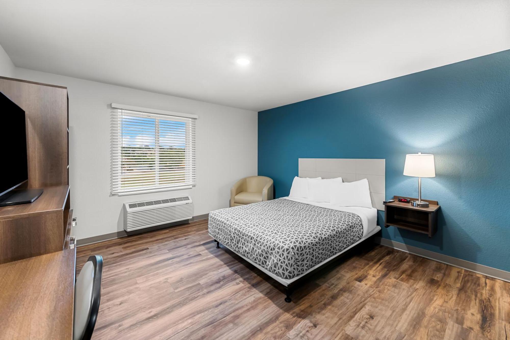 Woodspring Suites Kansas City Airport Eksteriør bilde