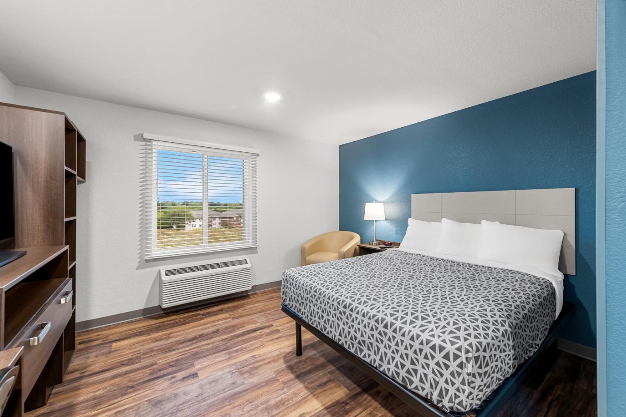 Woodspring Suites Kansas City Airport Eksteriør bilde