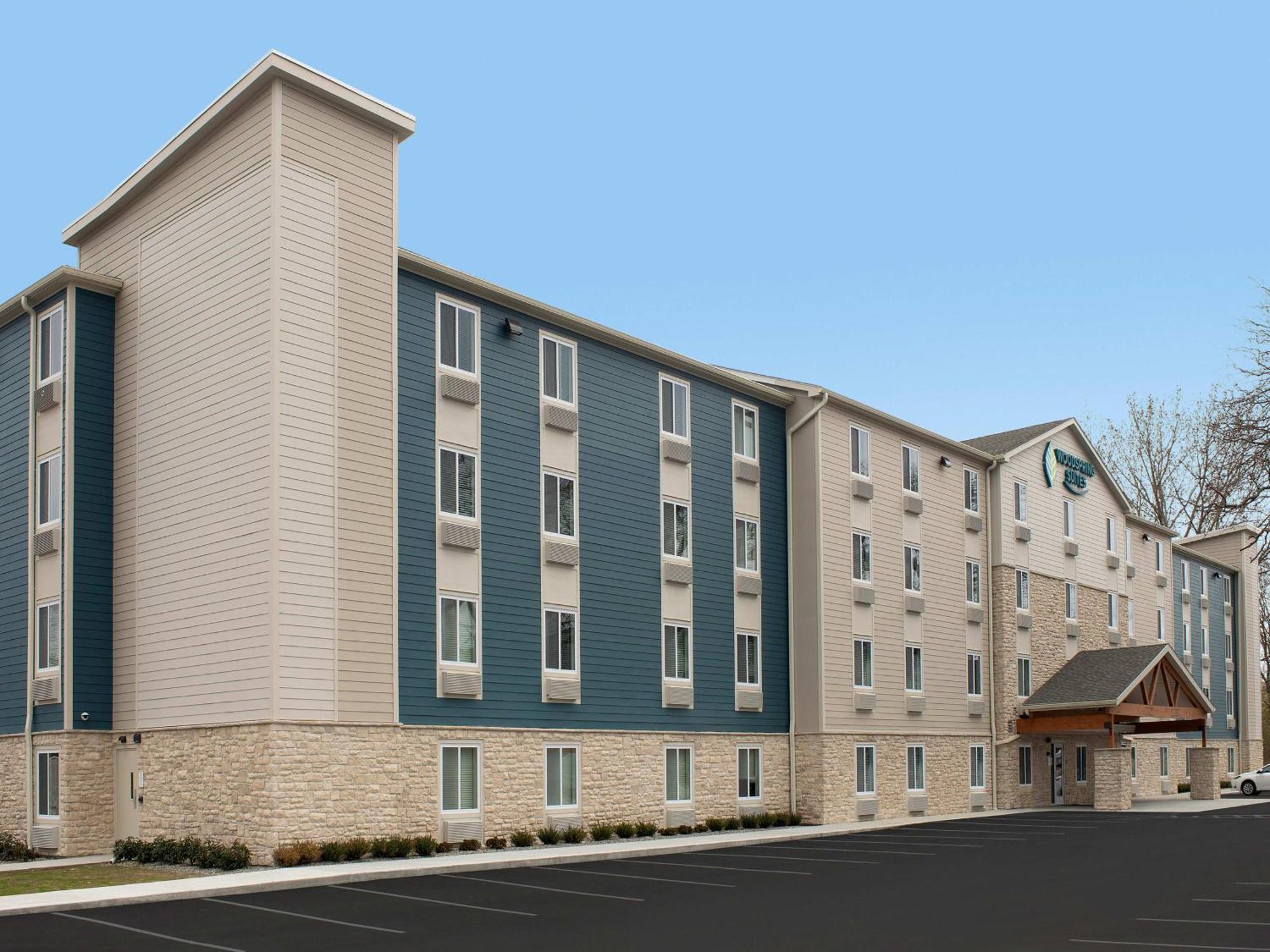 Woodspring Suites Kansas City Airport Eksteriør bilde